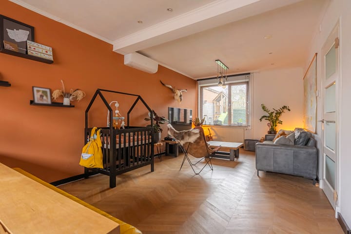 Foto 8 van Mirbachstraat 19