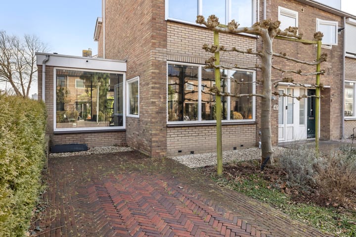 Photo 2 of Pieter Langendijkstraat 1