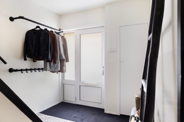 Photo 3 of Pieter Langendijkstraat 1