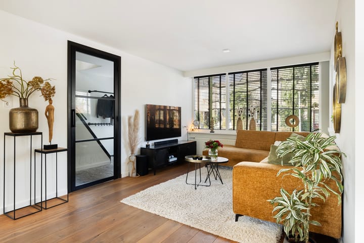 Photo 6 of Pieter Langendijkstraat 1