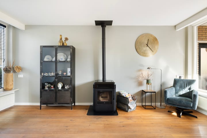 Photo 8 of Pieter Langendijkstraat 1