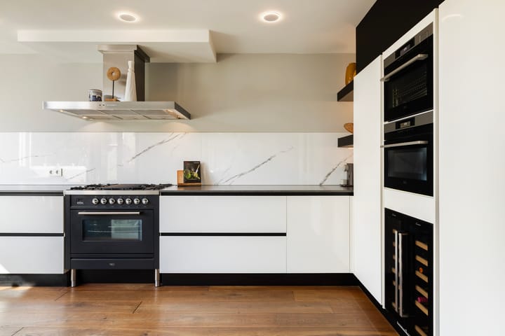 Photo 14 of Pieter Langendijkstraat 1