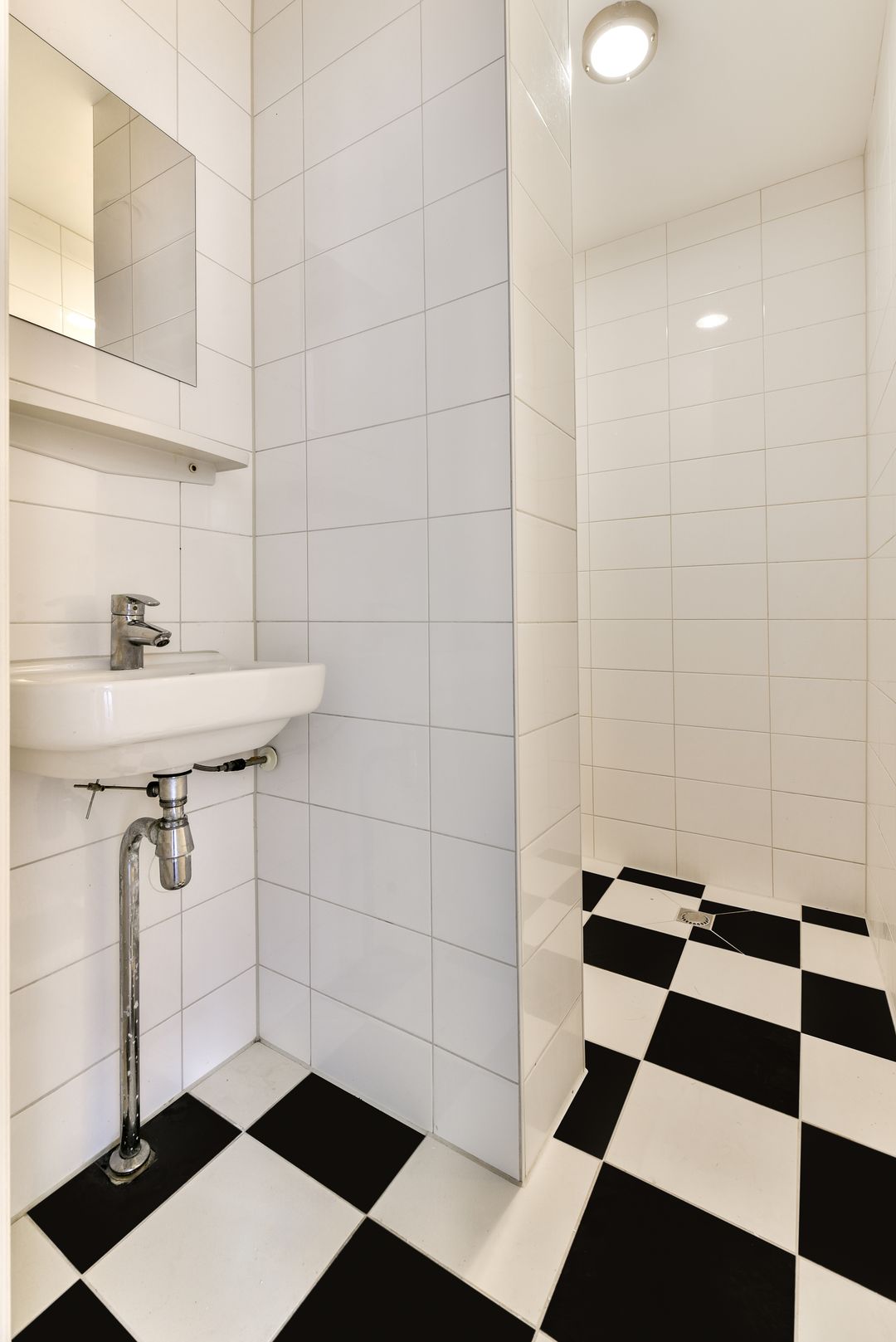 Photo 17 of Willem de Zwijgerlaan 143-H