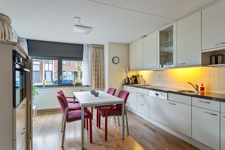 Foto 8 van Regenboog 8