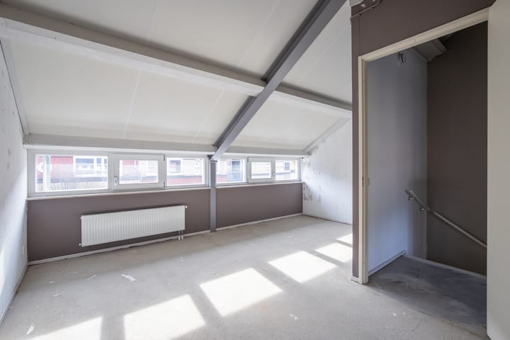 Photo 16 of Valder 11