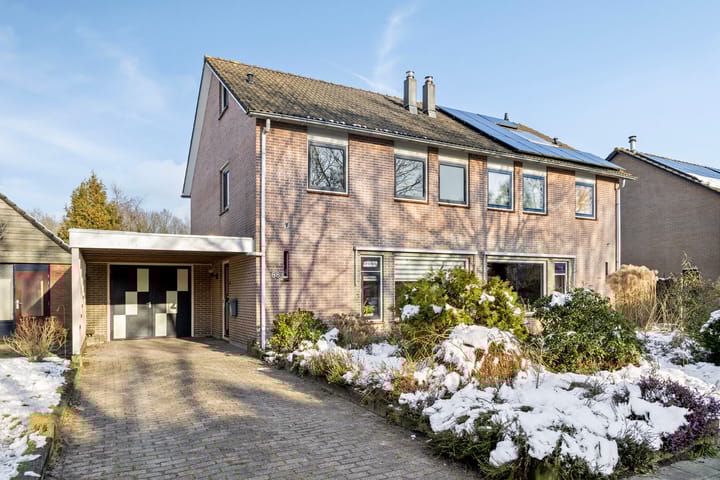 Foto 3 van Stinsenweg 68