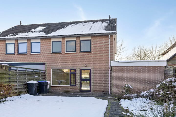 Foto 33 van Stinsenweg 68