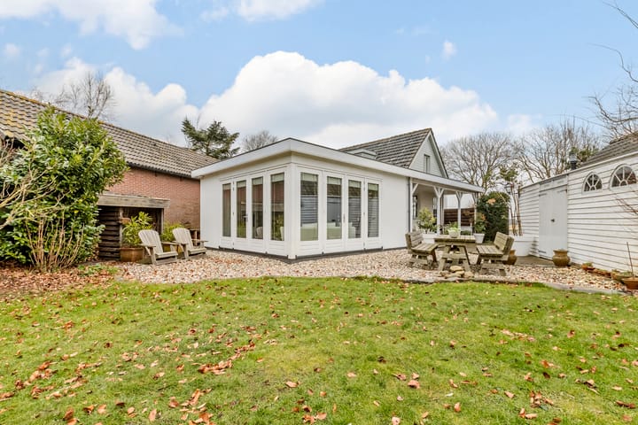 Photo 53 of Herenweg 11