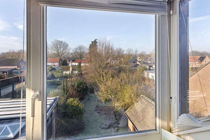 Photo 27 of Willibrordusstraat 15