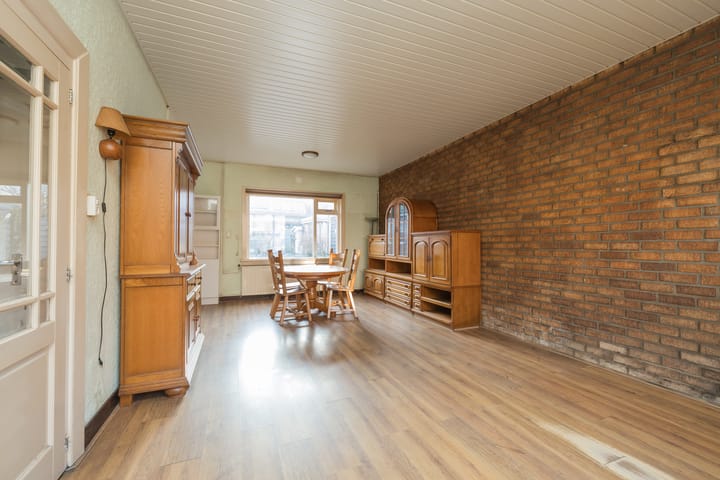 Foto 8 van Julianastraat 42