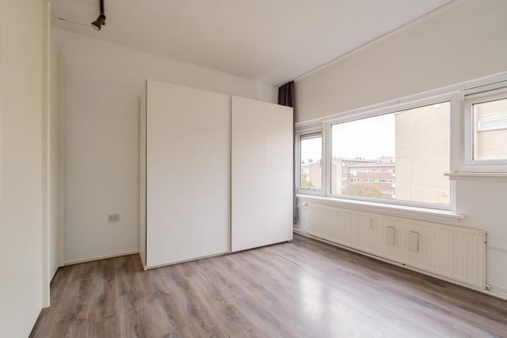 Foto 16 van Julianaplantsoen 178