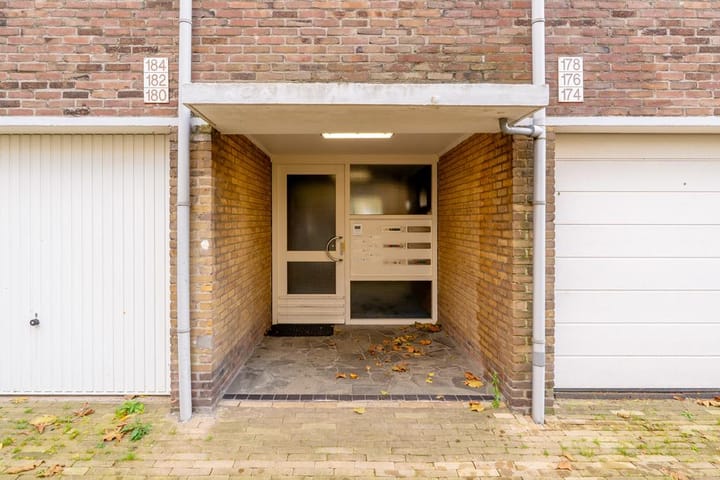 Foto 30 van Julianaplantsoen 178