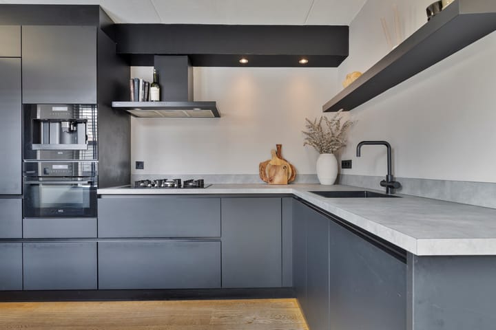 Foto 12 van Spoorstraat 7