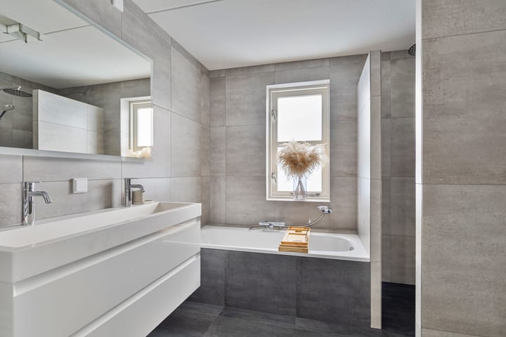 Foto 20 van Spoorstraat 7