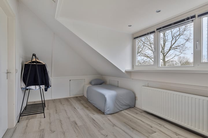 Foto 26 van Spoorstraat 7