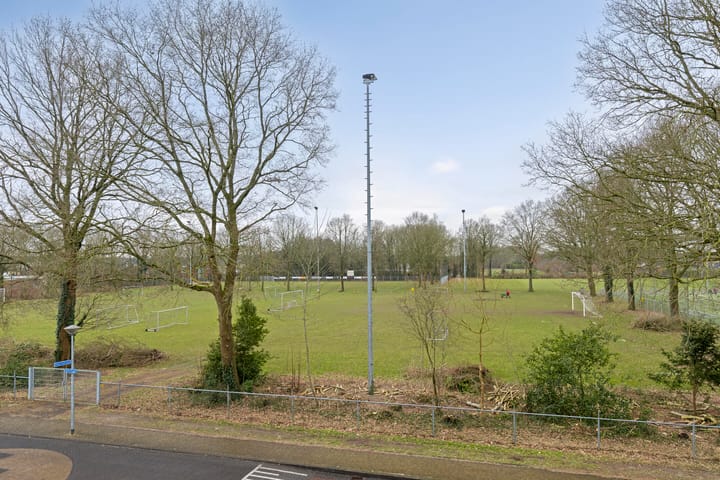 Foto 33 van Spoorstraat 7