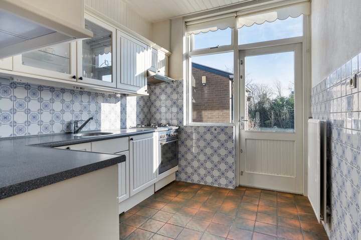 Photo 12 of Hoofdstraat 38