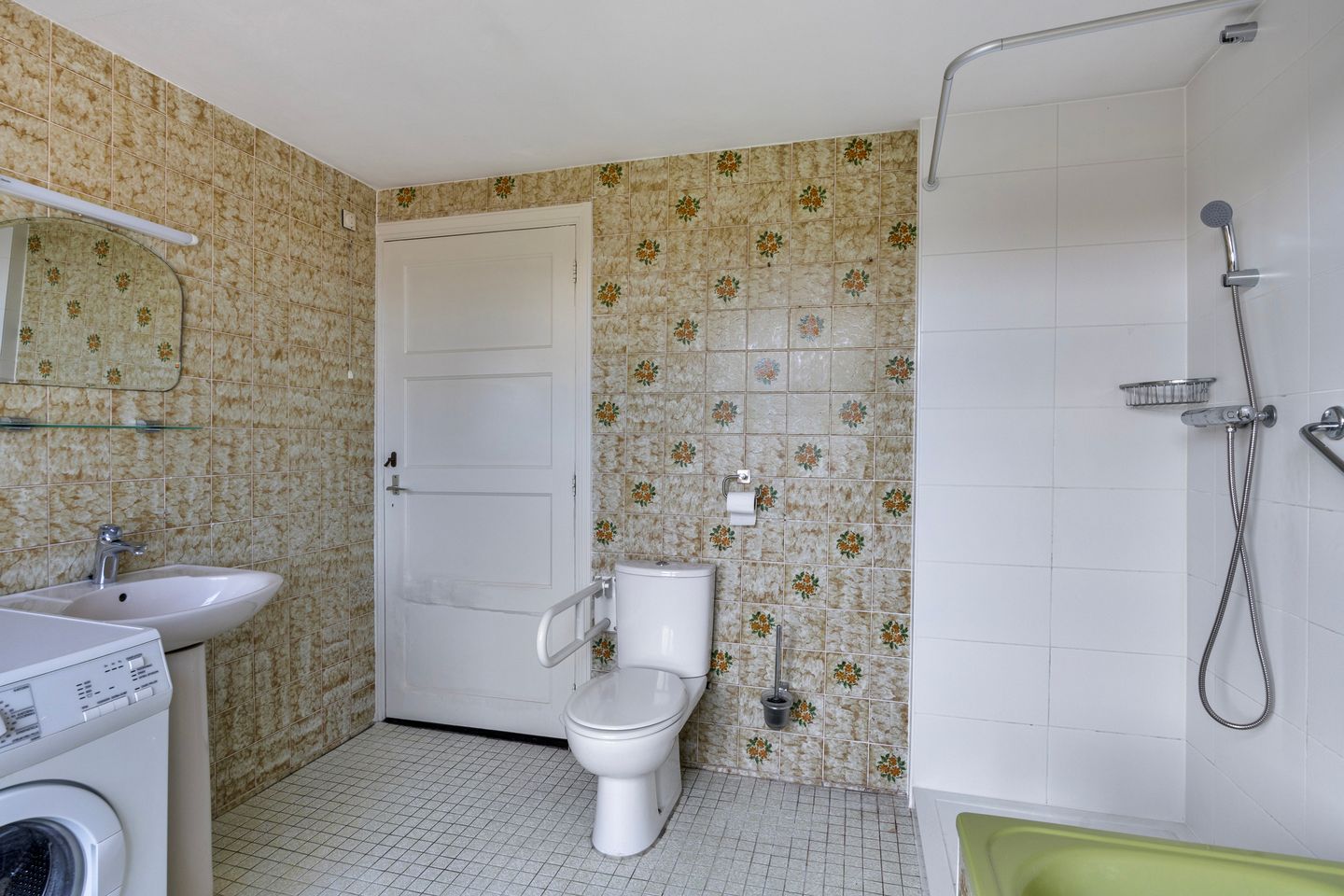 Photo 20 of Hoofdstraat 38