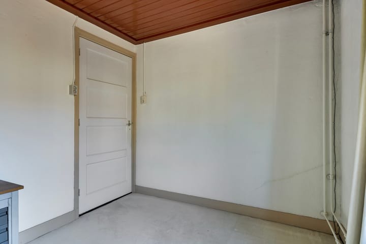 Photo 24 of Hoofdstraat 38