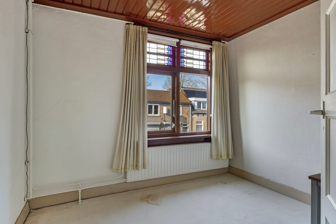 Photo 23 of Hoofdstraat 38