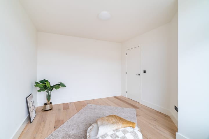 Foto 11 van De la Reyweg 145