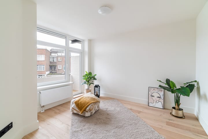 Foto 18 van De la Reyweg 145