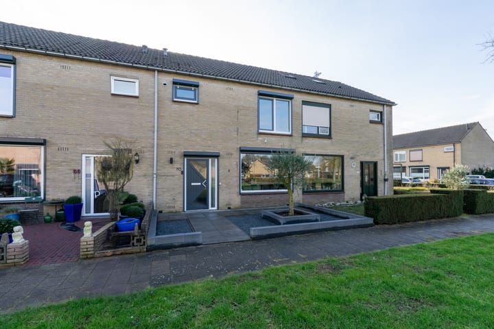 Foto 1 van Dr R v Oppenraaijstr 70