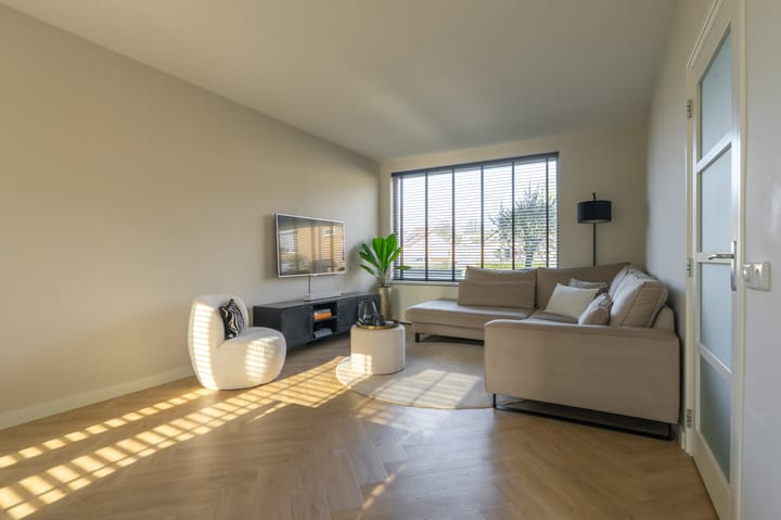 Foto 2 van Dr R v Oppenraaijstr 70