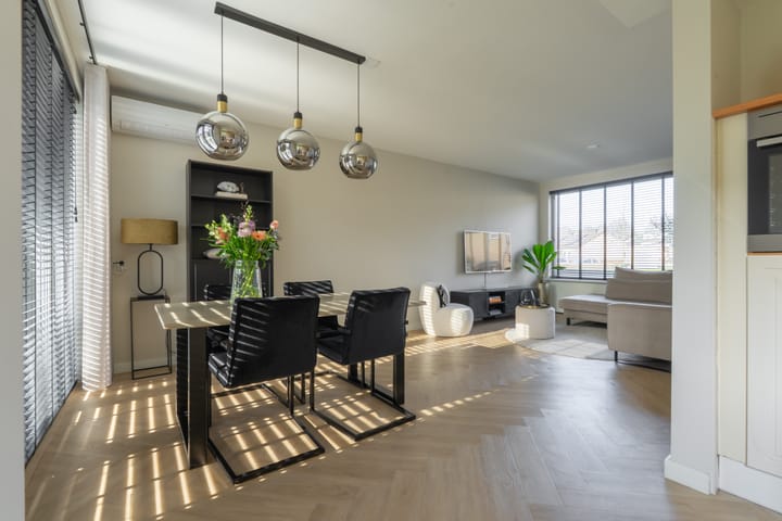 Foto 10 van Dr R v Oppenraaijstr 70