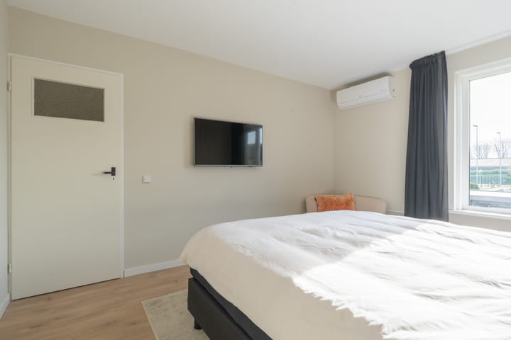 Foto 16 van Dr R v Oppenraaijstr 70