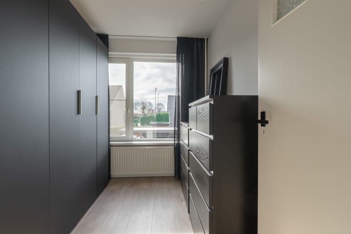 Foto 17 van Dr R v Oppenraaijstr 70