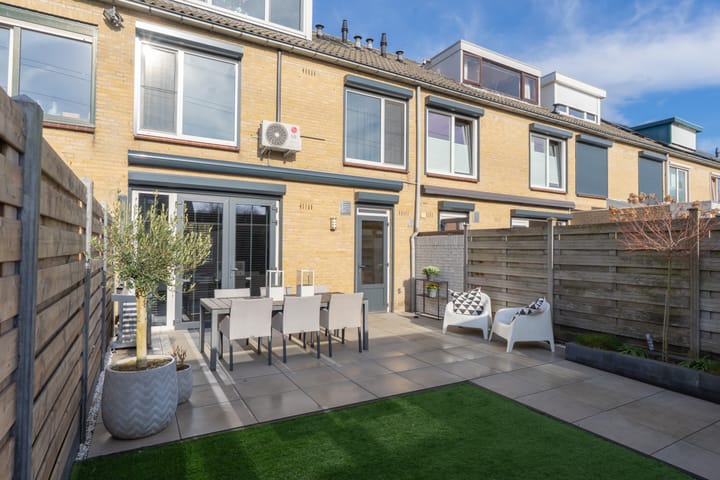 Foto 26 van Dr R v Oppenraaijstr 70