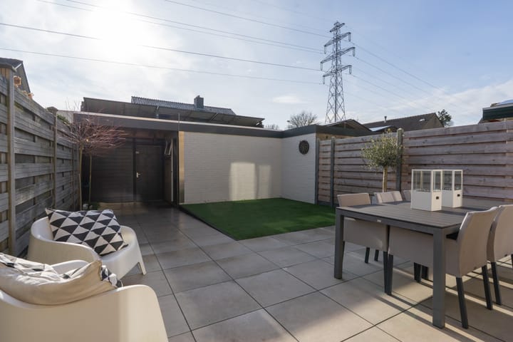 Foto 30 van Dr R v Oppenraaijstr 70