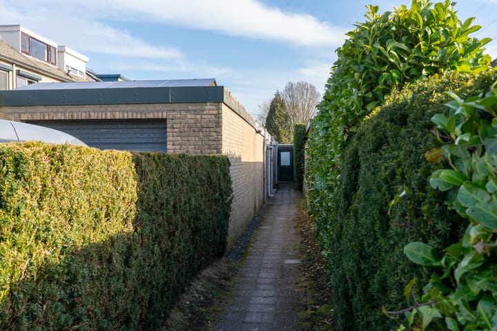 Foto 31 van Dr R v Oppenraaijstr 70