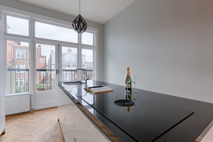 Foto 7 van 2e Louise de Colignystraat 28