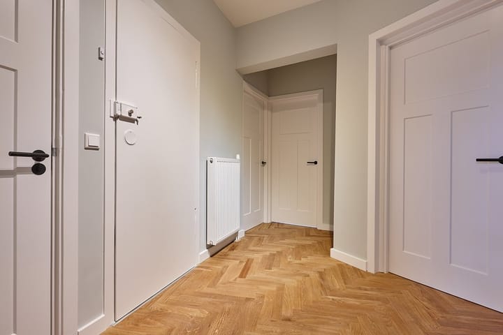 Foto 13 van 2e Louise de Colignystraat 28