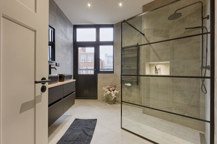 Foto 14 van 2e Louise de Colignystraat 28