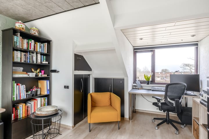 Photo 40 of Sterrenweg 81