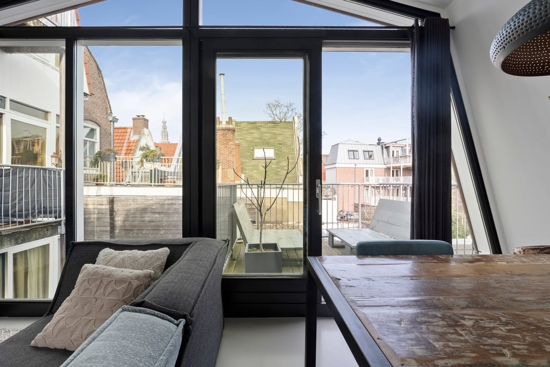 Photo 13 of Kleine Houtstraat 21-F