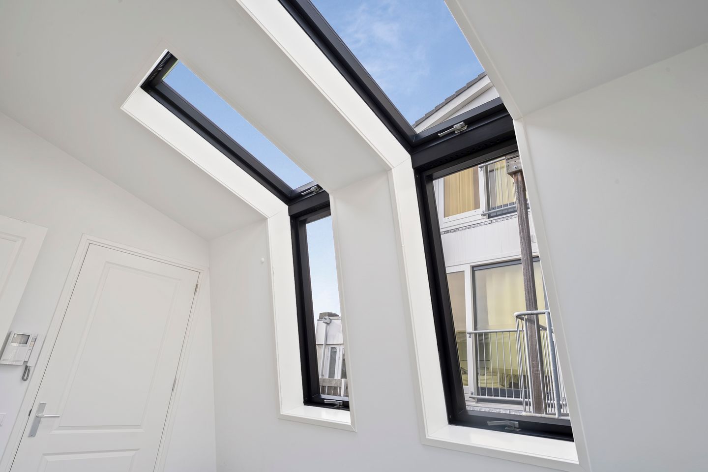 Photo 20 of Kleine Houtstraat 21-F