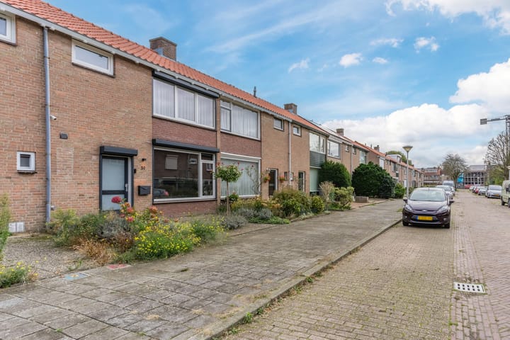 Photo 8 of Cornelis Bloemaertstraat 51