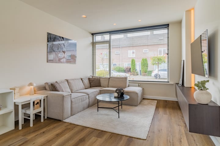 Photo 9 of Cornelis Bloemaertstraat 51