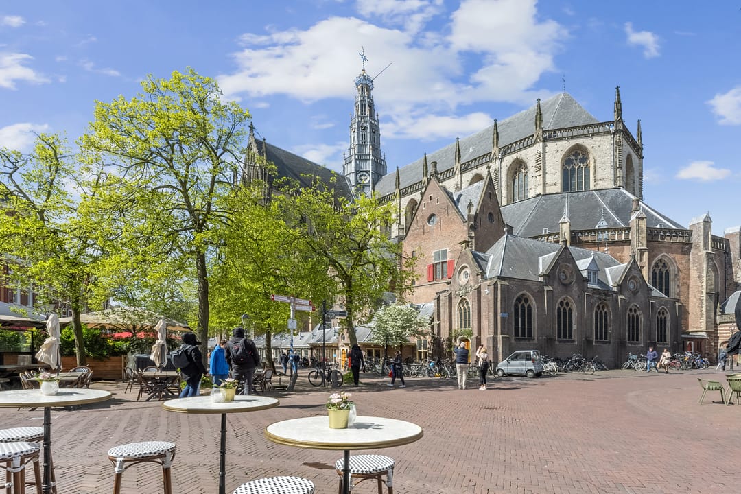 Photo 37 of Kleine Houtstraat 21-F