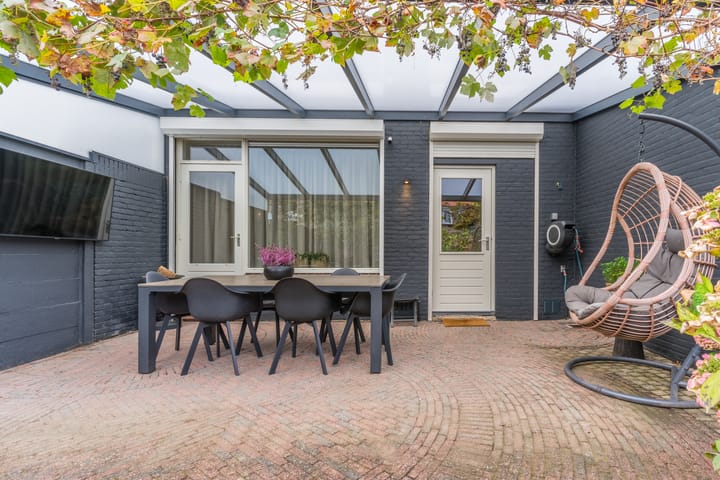 Photo 37 of Cornelis Bloemaertstraat 51