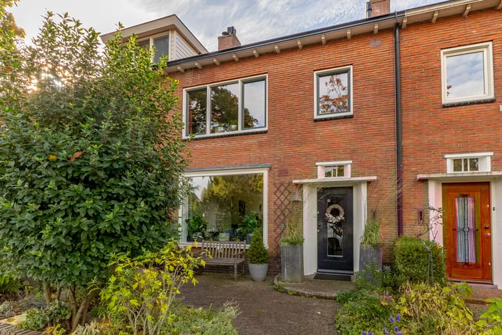 Photo 39 of Betje Wolfflaan 5