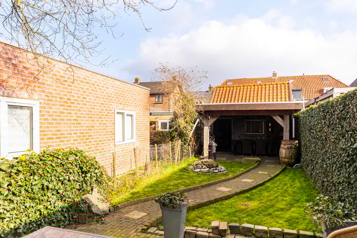 Foto 26 van 's-Gravenwaardsedijk 35