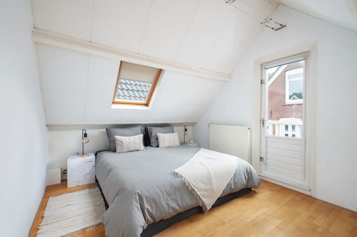 Foto 18 van Adamshofstraat 124