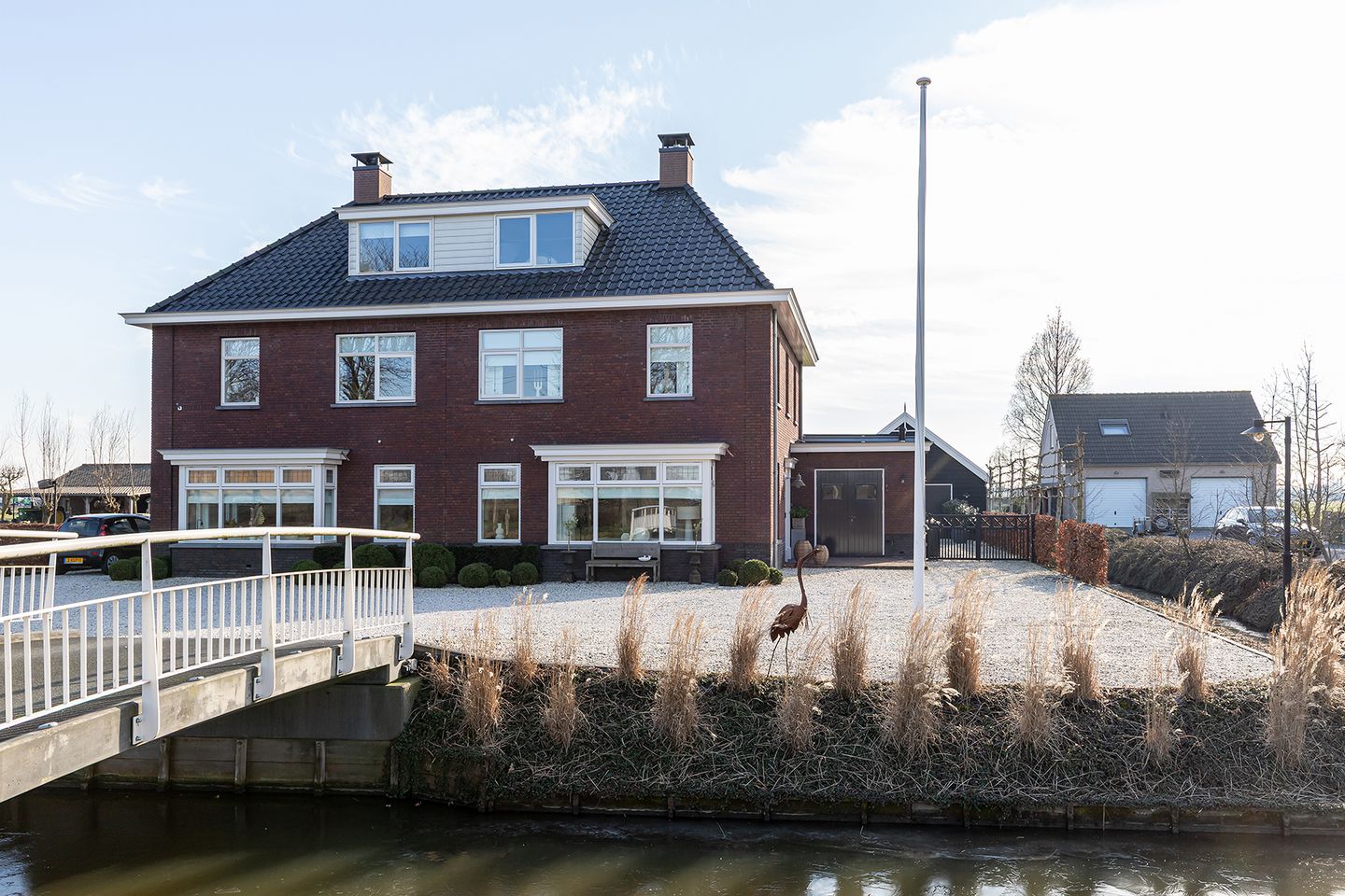 Foto 5 van Parallelweg 142