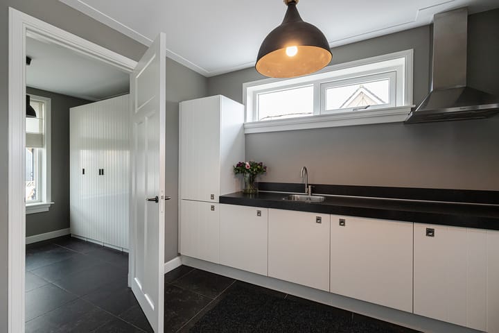 Foto 28 van Parallelweg 142