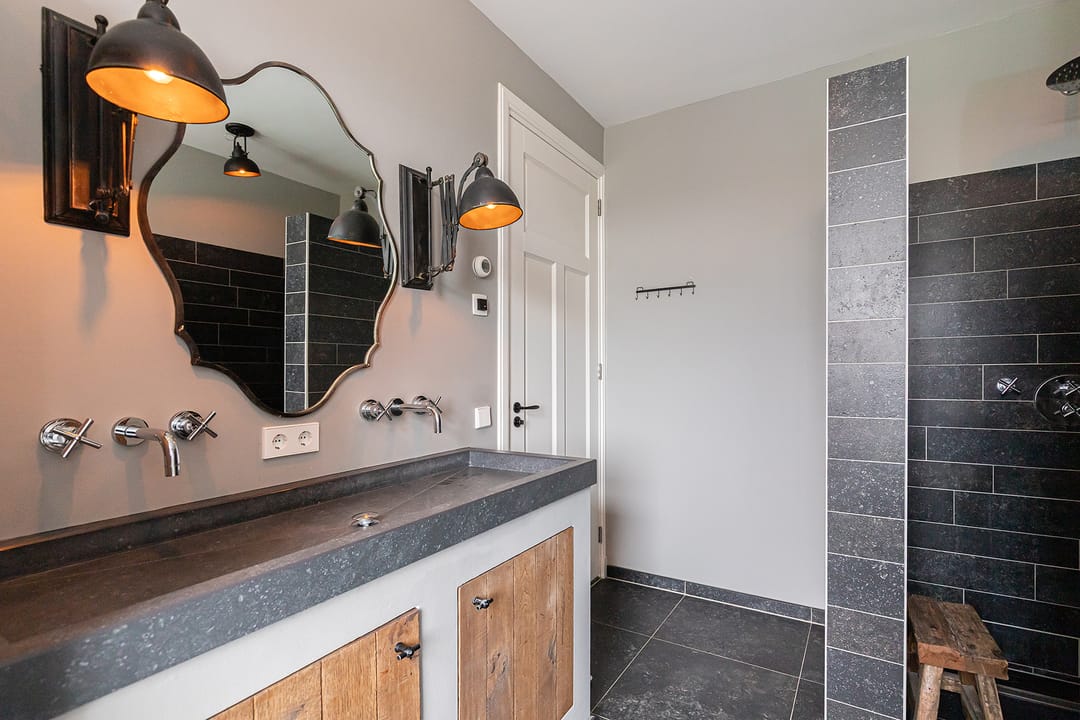 Foto 41 van Parallelweg 142